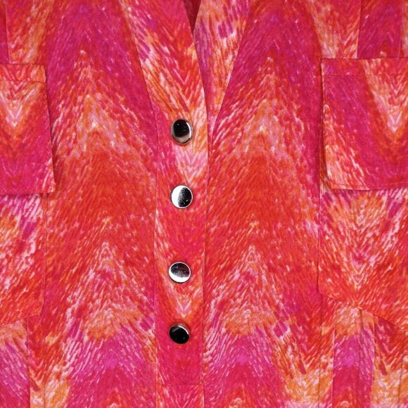 NWT Cocomo Plus Size 3X Pink & Orange Geo Print Pintuck Short Sleeve Top - Picture 3 of 7